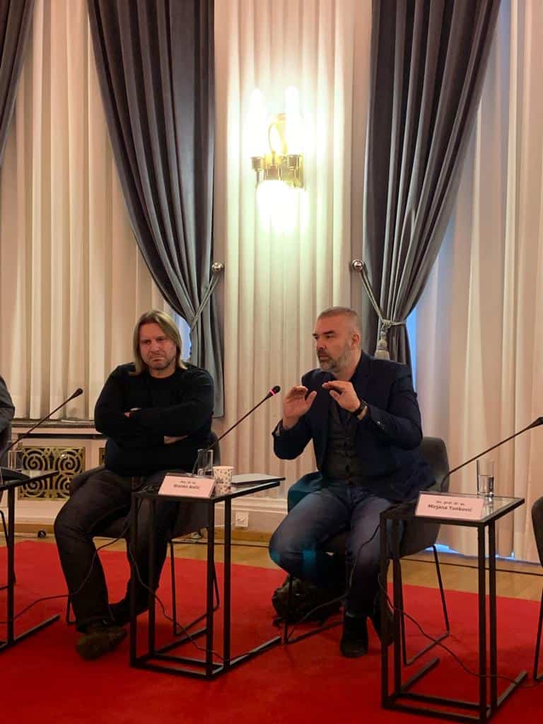 Democracy must be healthy: Only together can we overcome the information collapse 7