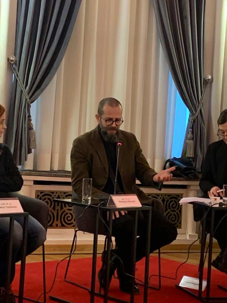 Democracy must be healthy: Only together can we overcome the information collapse 8