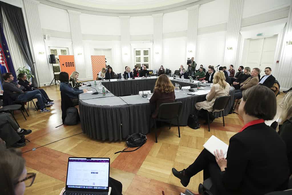 Izazovi u kampanjama u superizbornoj godini: Nove tehnologije i uloga institucija 5
