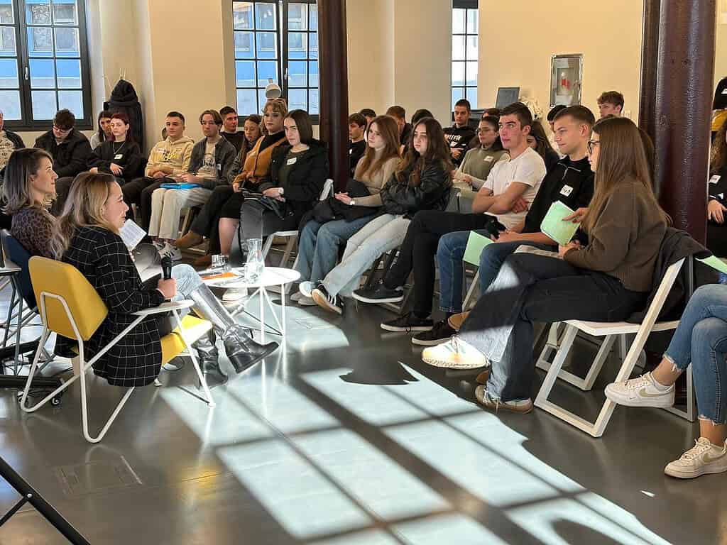 Dijalog s mladima: Što Kekin i Selak Raspudić misle o čuvanju državne granice i vojnom roku, a što o obrazovanju? 3