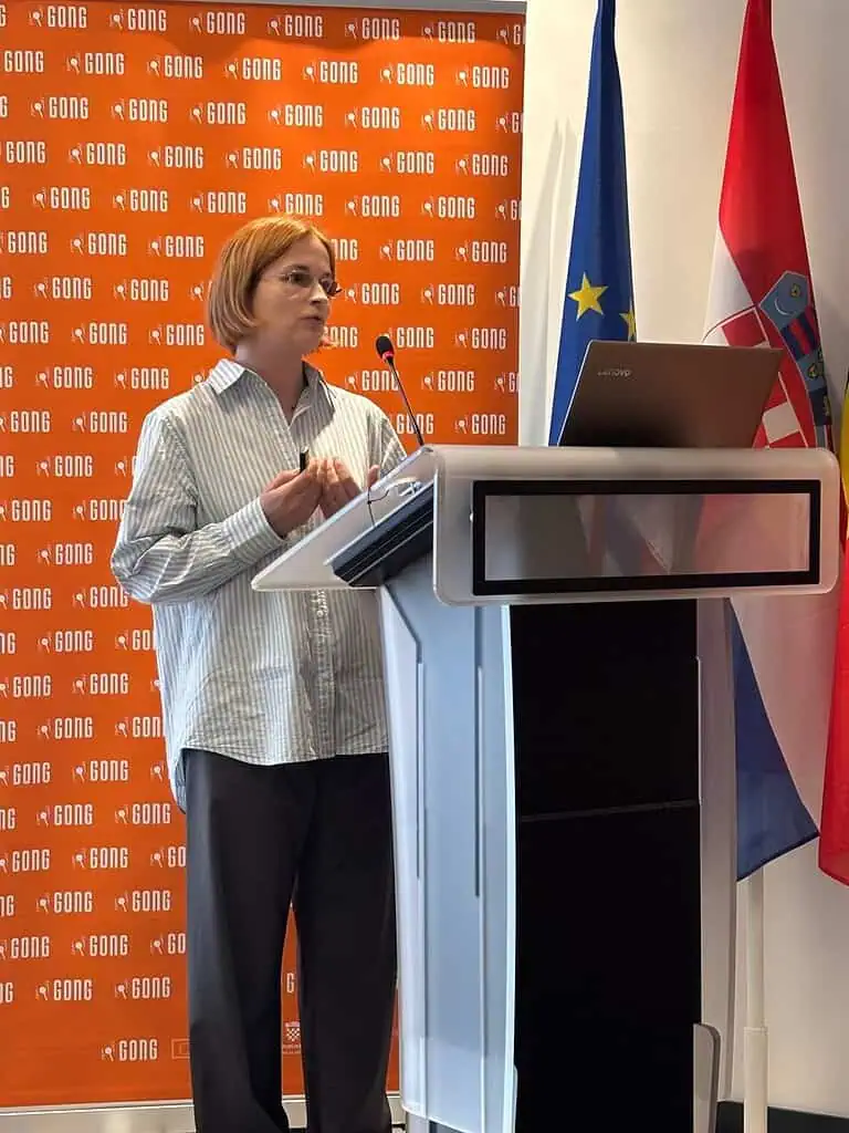 Nisko povjerenje građana u ključne institucije opasno je za demokraciju 3