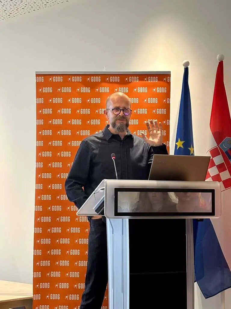 Nisko povjerenje građana u ključne institucije opasno je za demokraciju 8