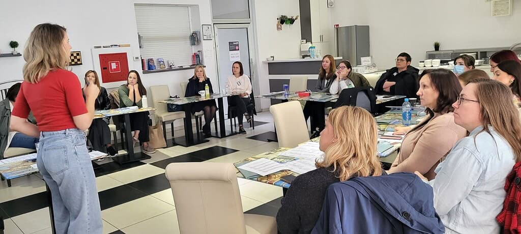 Nastavnice najviše zanima kako prepoznati dezinformacije koje kreira AI 2