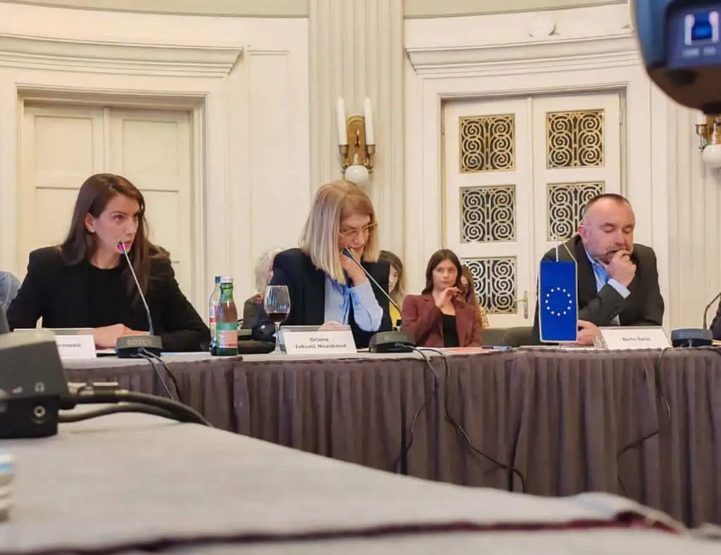 Okrugli stol: Treba li Hrvatskoj obavezno glasanje? 7