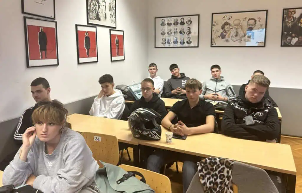 Mladi raspravljaju: Kako populizam utječe na demokraciju?  4