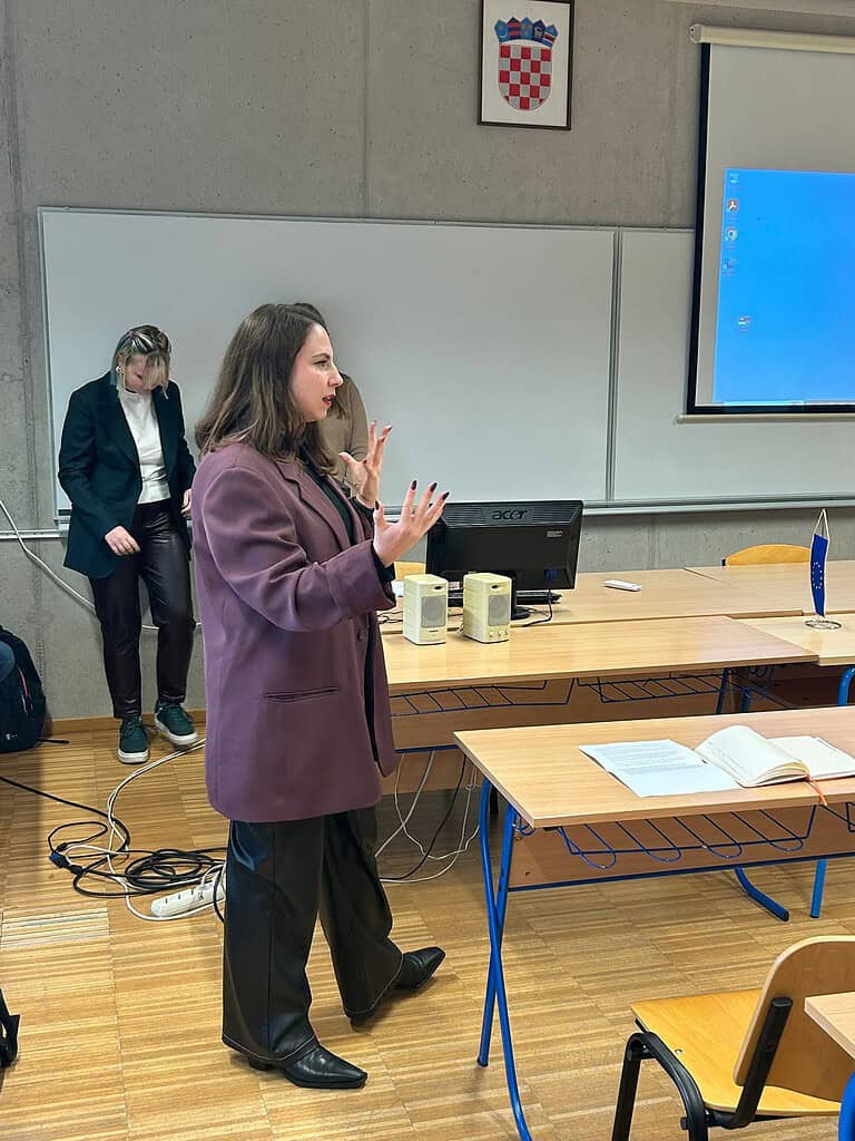 Mladi za mlade: Zašto je bitno provjeravati tvrdnje u medijima i na društvenim mrežama? 7