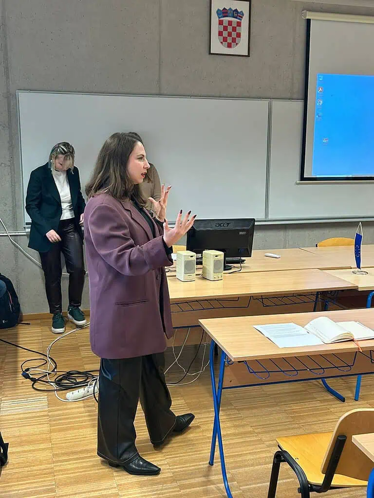 Mladi za mlade: Zašto je bitno provjeravati tvrdnje u medijima i na društvenim mrežama? 7