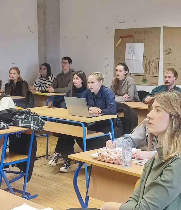 Mladi za mlade: Zašto je bitno provjeravati tvrdnje u medijima i na društvenim mrežama? 3