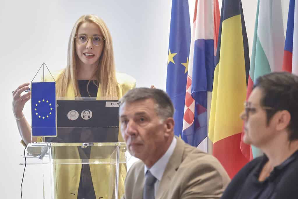 Političko obrazovanje u strukovnim školama mora biti obvezno za sve 1