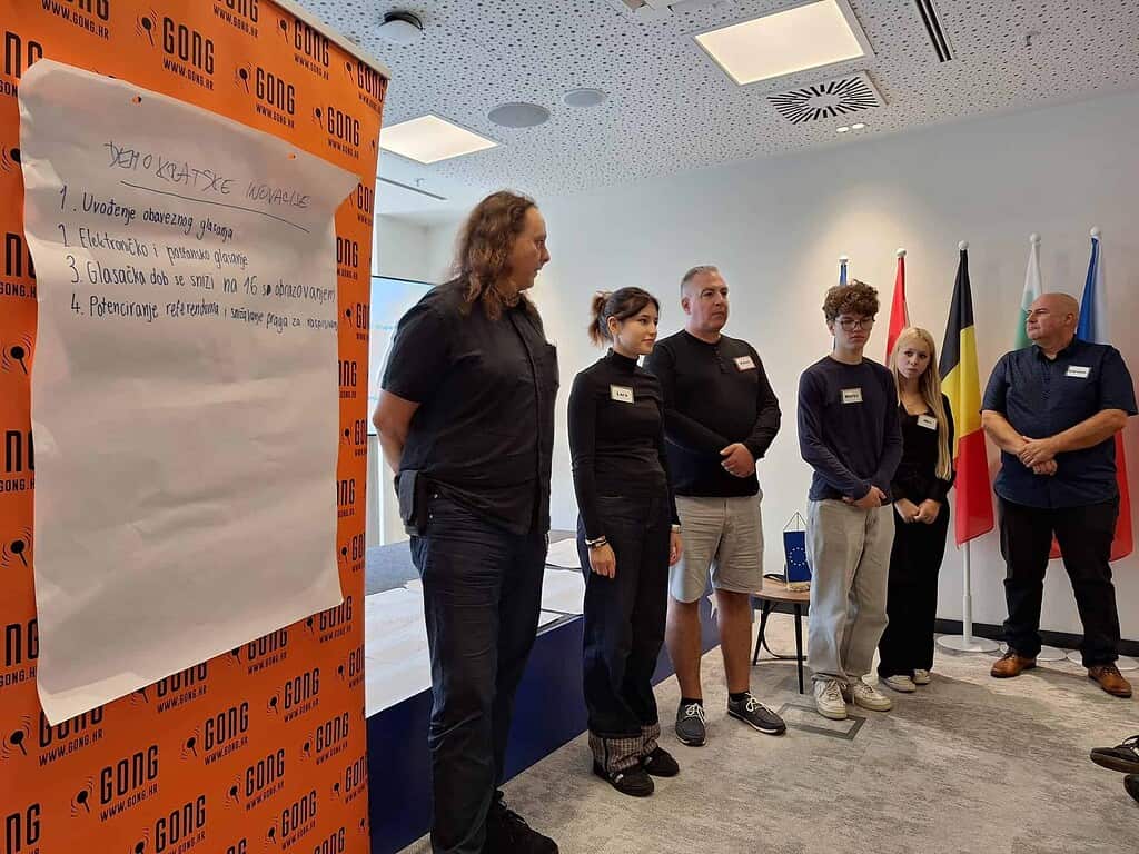 Kako popraviti demokraciju? Građani i građanke zajedno oblikovali preporuke za snažniju demokraciju 17