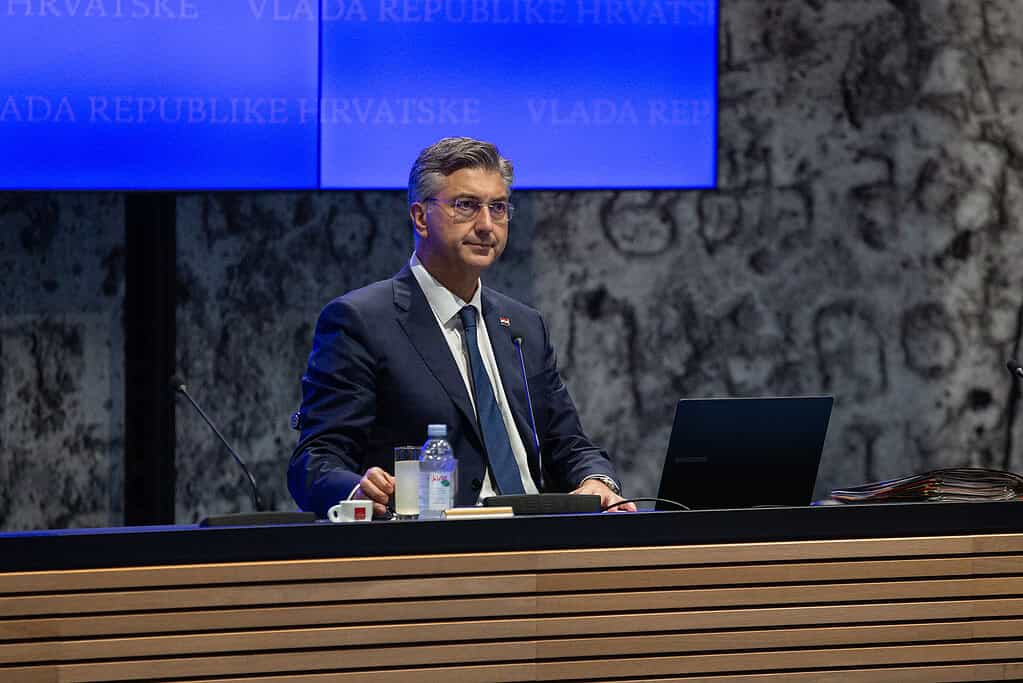 Gong o službenoj vladinoj komunikaciji: Vlada nije stranka, kao što oporba nije neprijatelj države 1